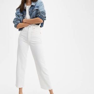 Levis ribcage straight jeans 25